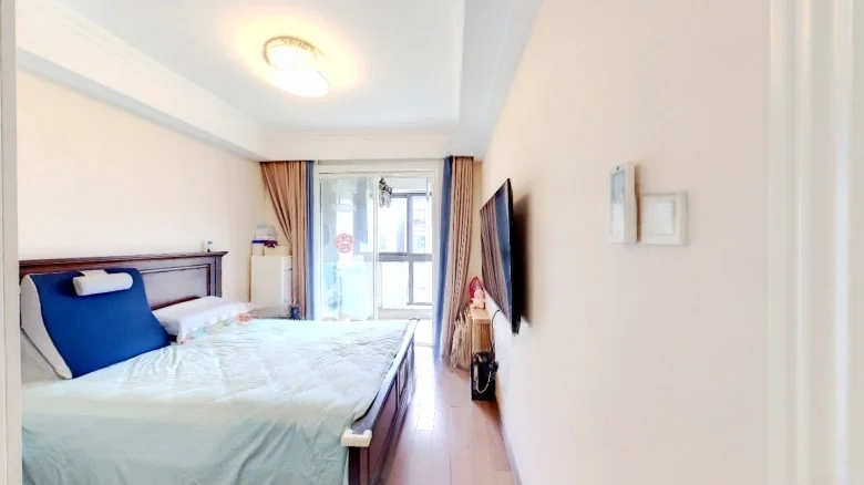 Moonlit Platform - View 5