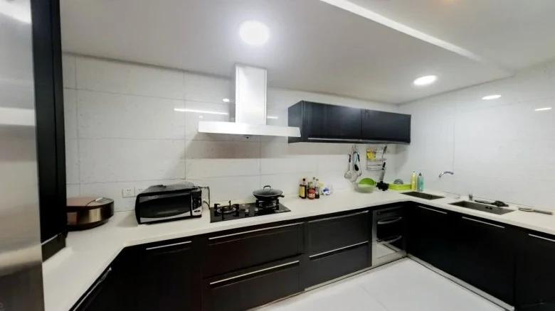 Imperial View Mansion Suite - View 6