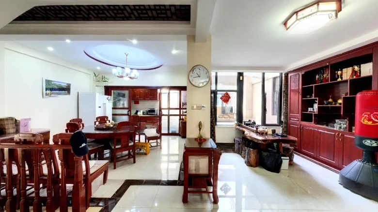 Official Residence Tudor Township - View 5