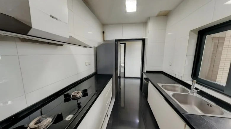 Purple Sandalwood - View 10