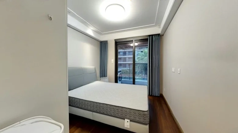 Spring Breeze Court - View 5