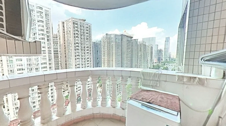 Famous Gate Tower大厦 in this context is already an English term for - View 10