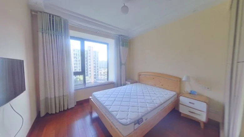 One Pearl Manchun Phase 4 Apartment - View 3