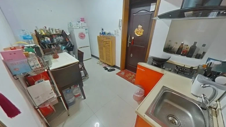 Golden Lion Garden - View 2