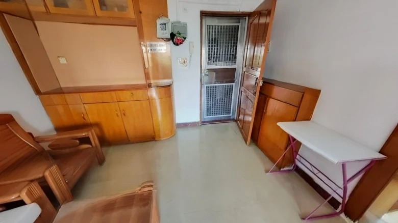 Halfhill Verdant Courtyard - View 2