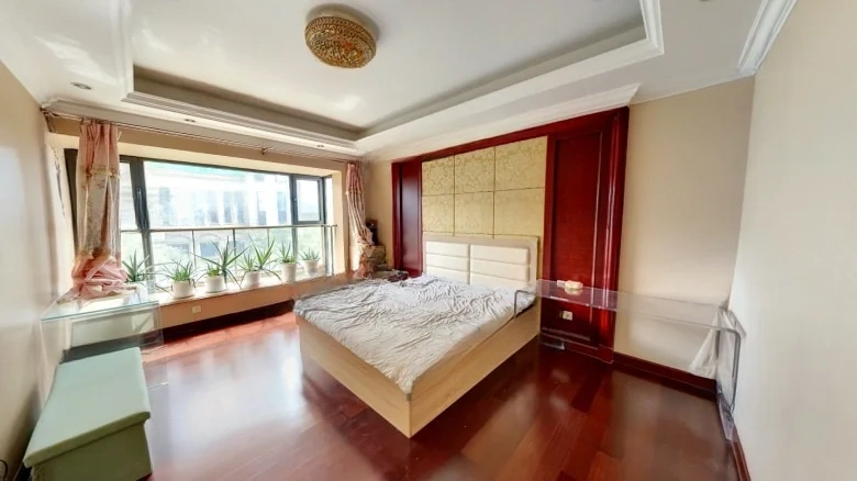 Evergrande Emperor's View - View 2