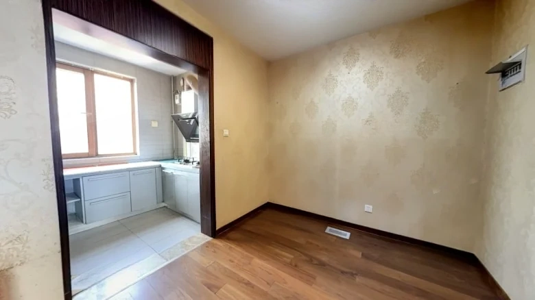 Tiantai Sun Tree - View 6