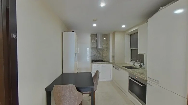 Hyatt Center - View 7