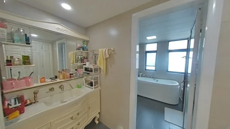 21st Century International Apartment West District - View 17