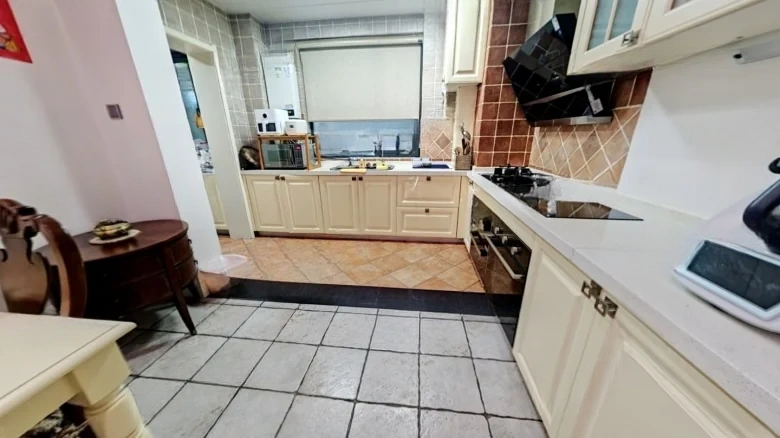 International City Phase IV - View 7