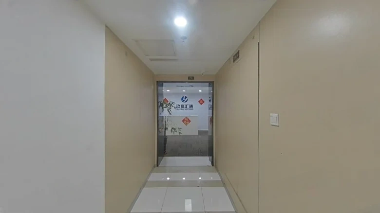 7080 Center Square - View 15