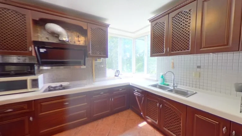 Water Cyan Court - View 8