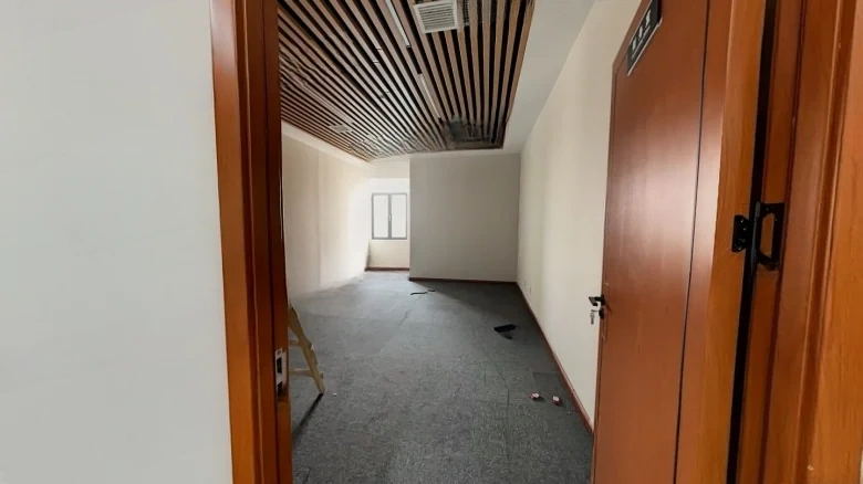 East 8 District Business Mansion - View 10