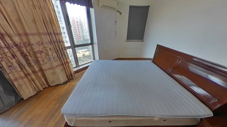 Lake Left Bank - View 2