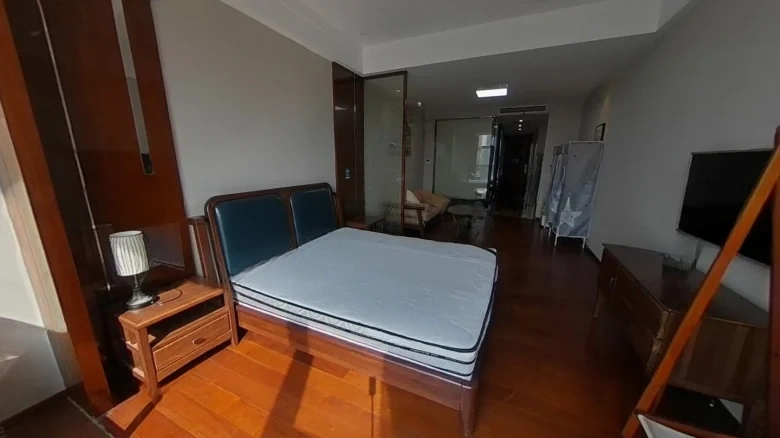 Golden Plumbay Bay - View 3