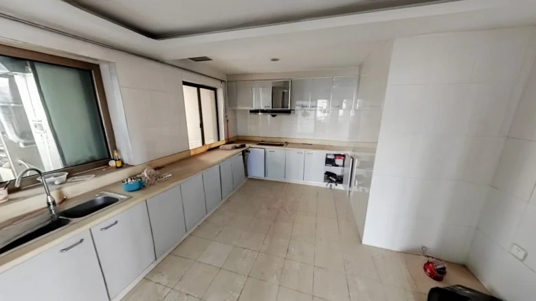 Royal Oriental - View 8