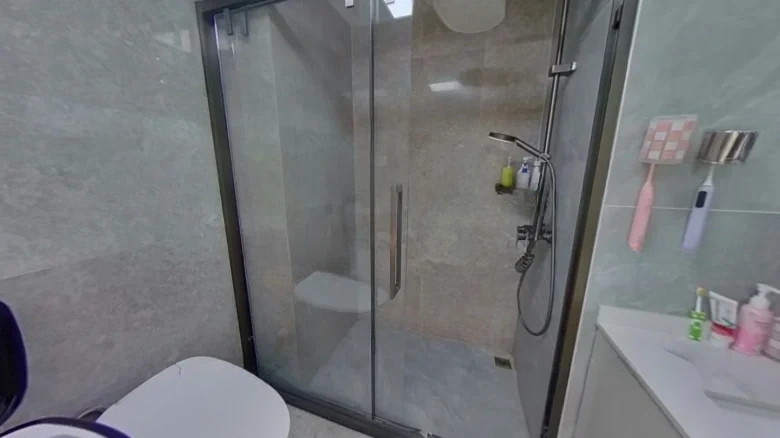 one bottle - View 12