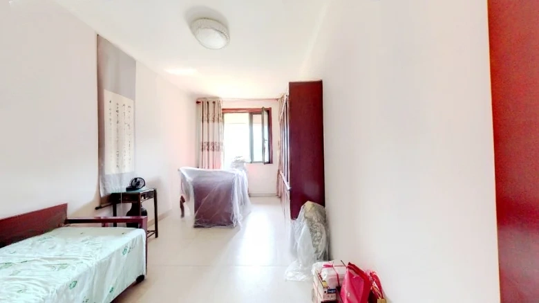 99 Gold Huafu Mansion - View 2