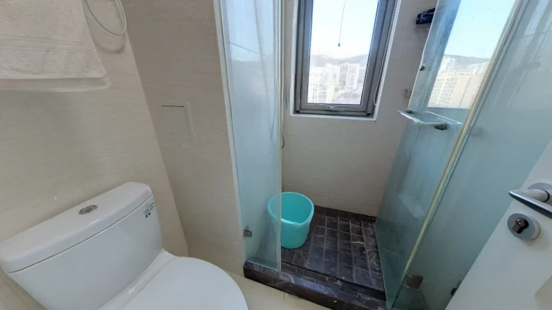 Clear Wind Riverbank - View 6