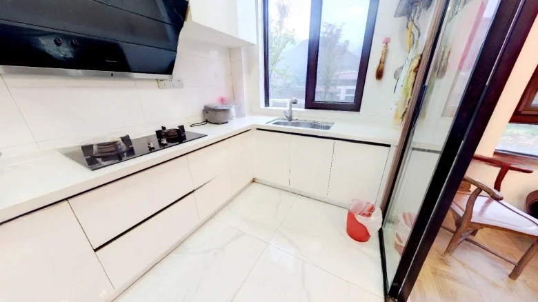 Green City Dawn Lakefront - View 7