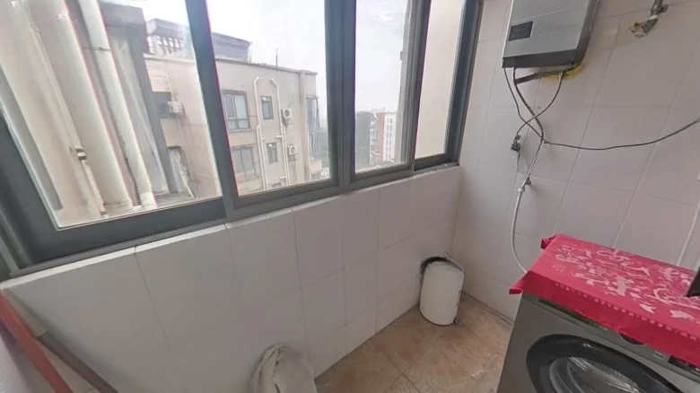 Elegant Garden Residence - View 12