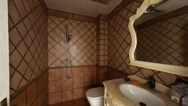 Emperor Pine Bay - View 11