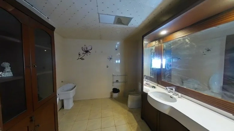 Victory Tower Complex - View 6