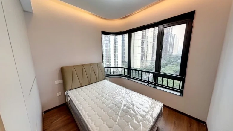 Green City · Phoenix Nest Lullaby - View 3