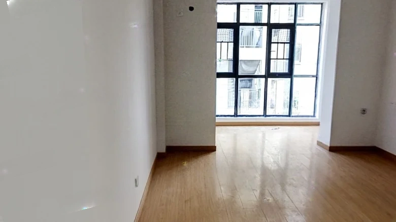 Outstanding Green Bamboo Lake - View 3