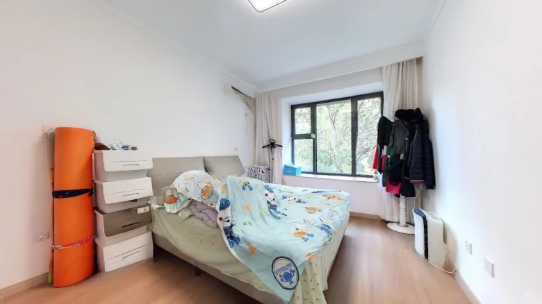 Mingyue Villa莊 can be translated as Manor or Estate, but since - View 2