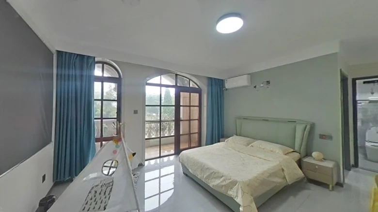 Golden Beach - View 4