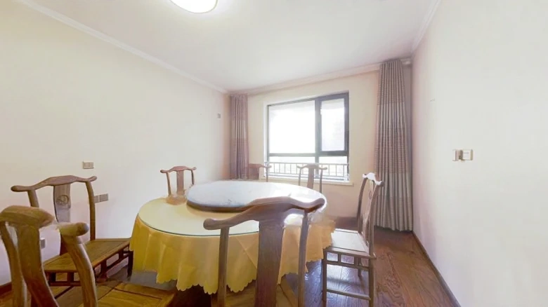 Lubang Orlin Yicai West District - View 2