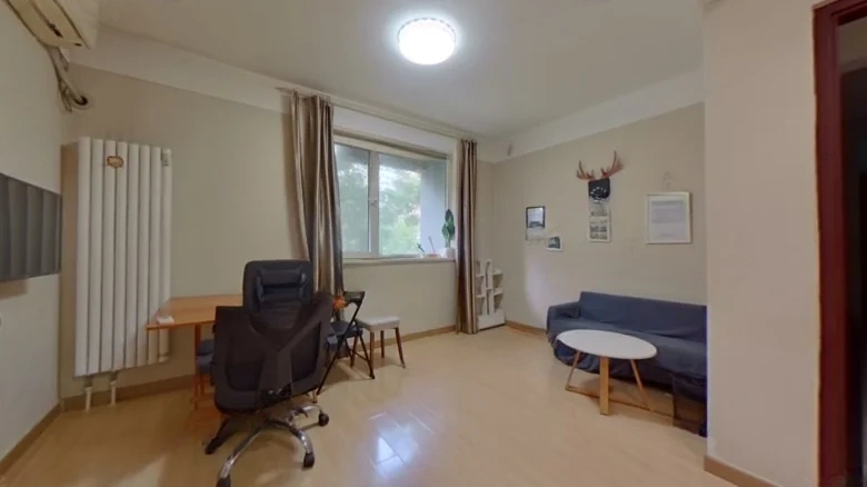 Golden Land Green Green - View 3