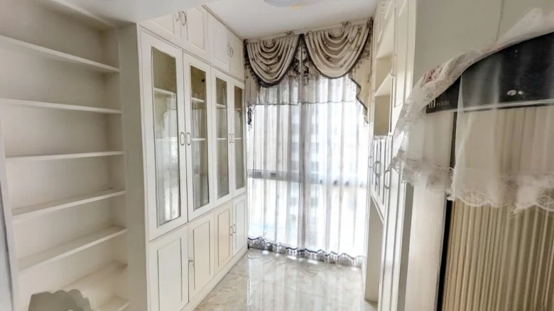 Phoenix Perch Paulownia - View 12