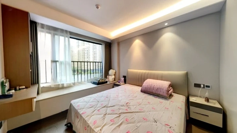 Green City Dawn Moon Harmony Wind - View 3