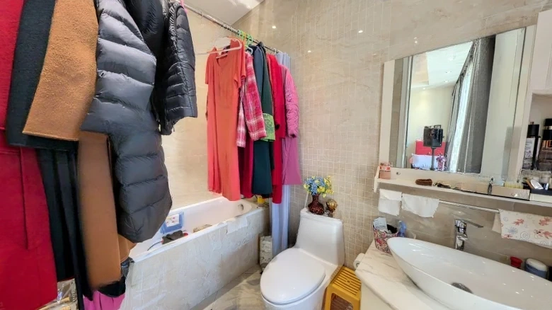 Sky-Piercing Rock - View 13