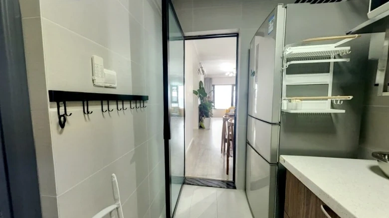 Luhu Ecocity Cloud Mirror - View 7