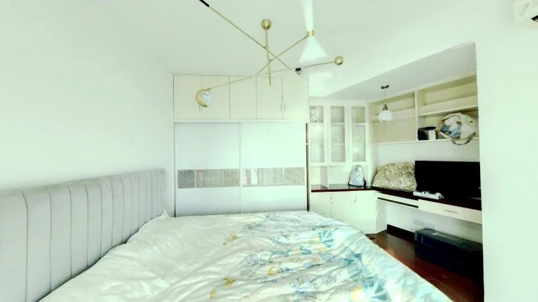 National Alliance New Heaven地 seems to include a literal translation of - View 2