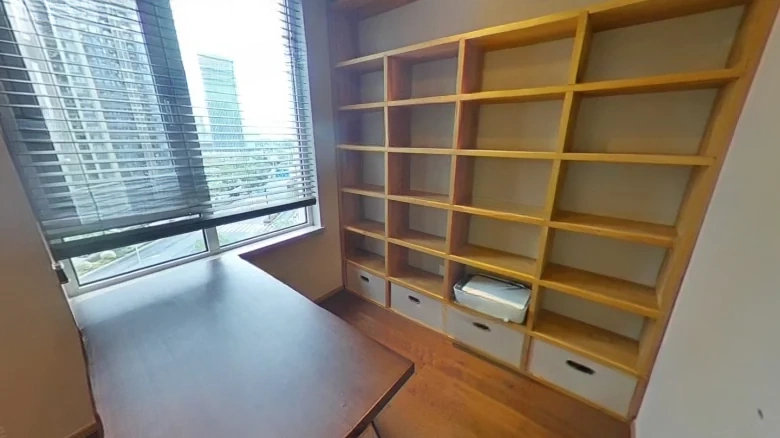 Riverfront Imperial Iris Residence - View 2