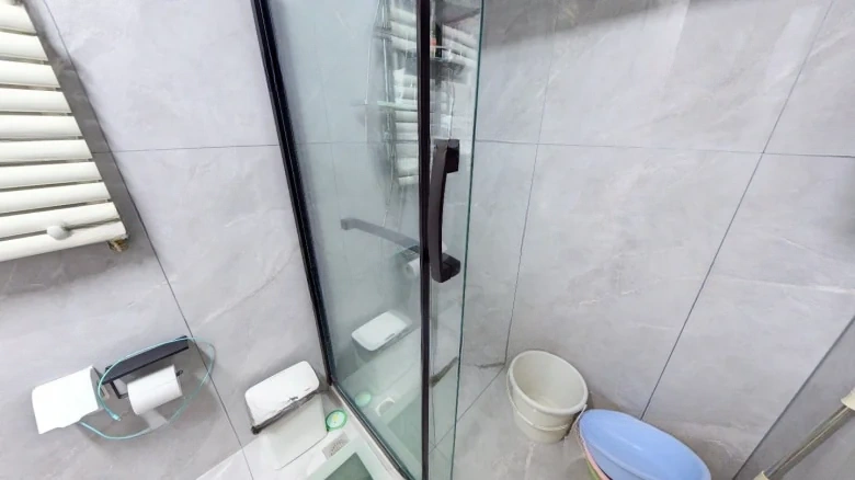 Round Square Apartments - View 12