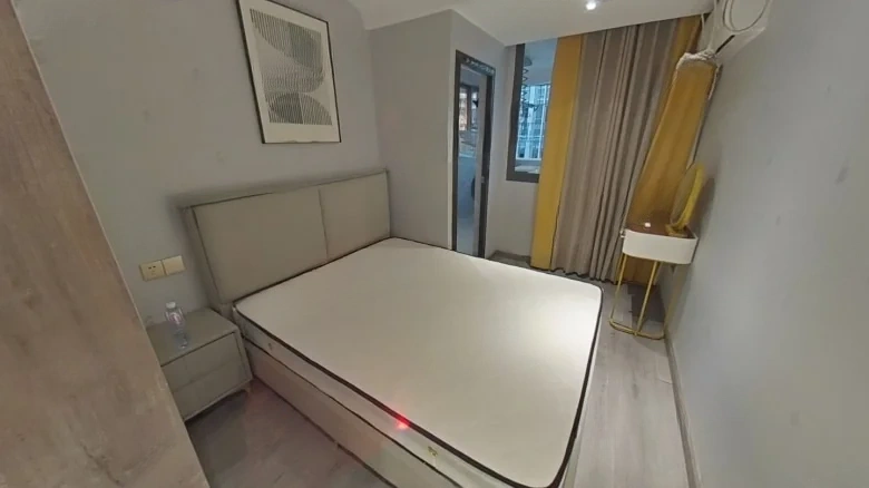 Oriental Paris - View 2