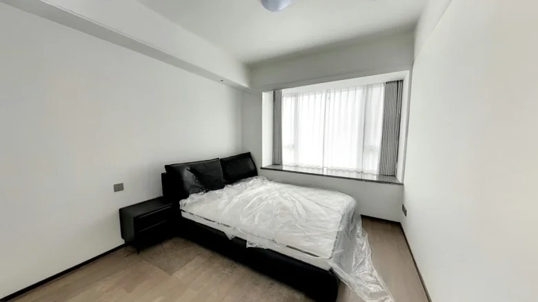 Zhong Xin Chu Tian Yu Fu Guan Lan - View 2