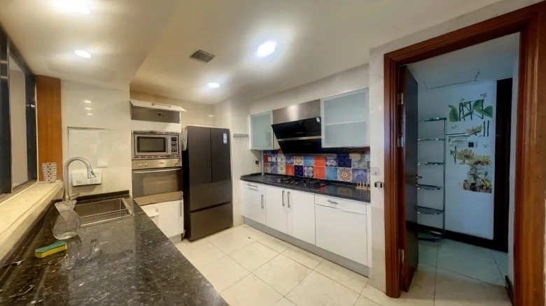 Palm Springs International Apartment - View 8