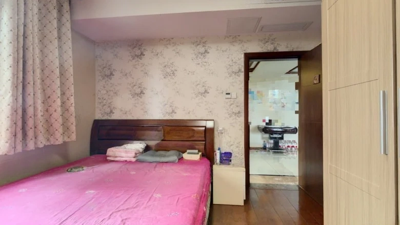 Rising Splendor Imperial Mansion - View 5