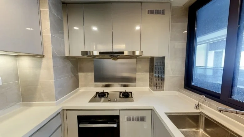 Green Town · Morning Breeze and Moonlight - View 10