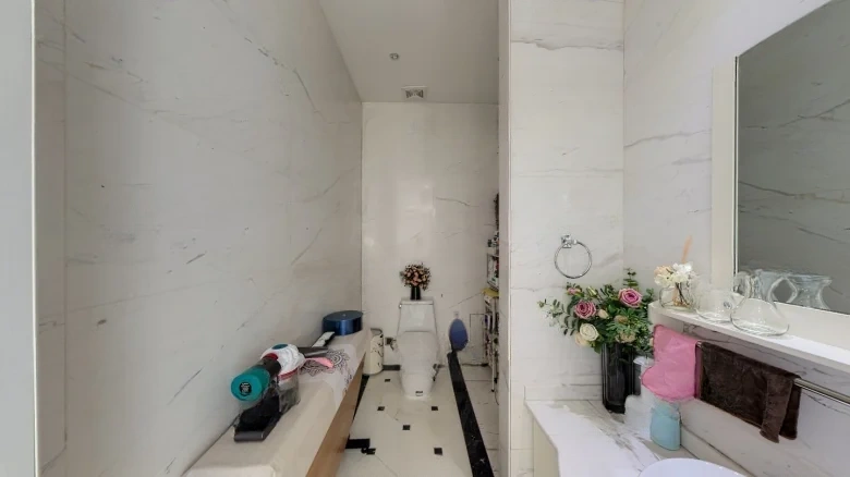 Sky-Piercing Rock - View 11