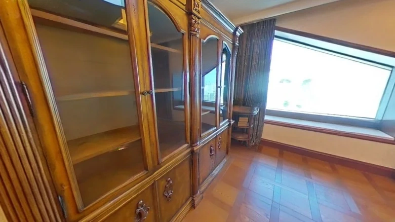 Imperial Majesty Wanxin - View 2