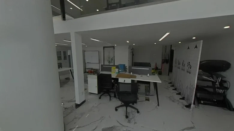 Port Shipping Center - View 5