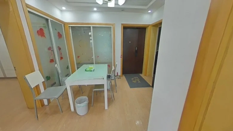 Lake Left Bank - View 4