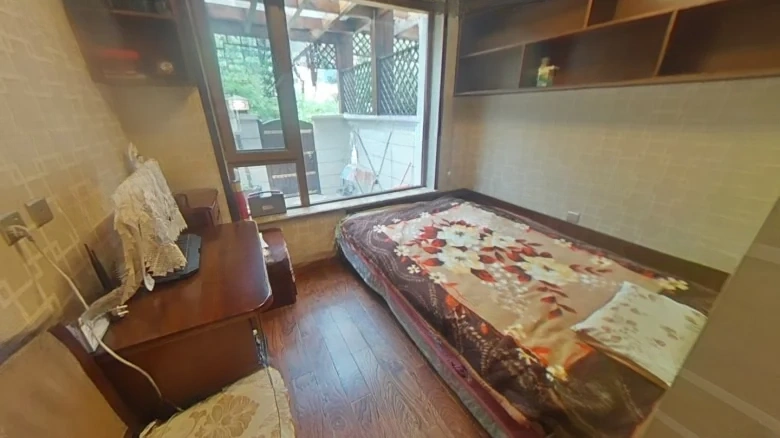 Golden Land Platinum Joy - View 6